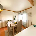 Cozy Retreat With Ac In #1926 Apartment